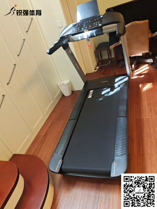 CQ9电子济南省体旗舰店客户-跑步机T6700-T3